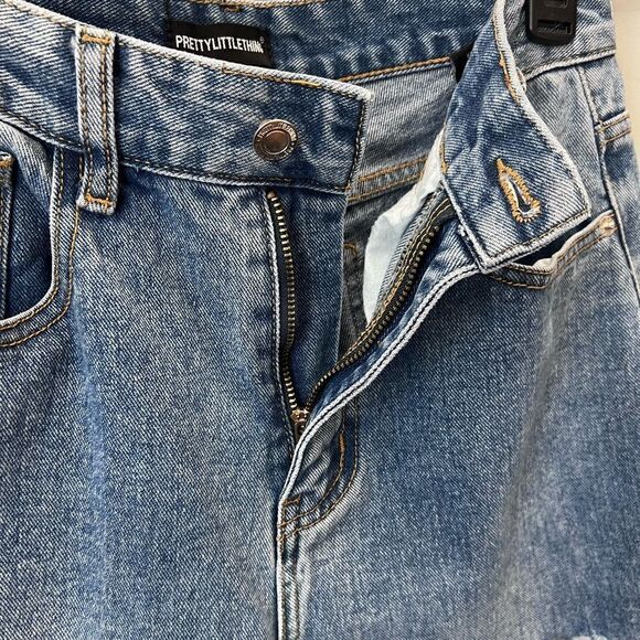 PRETTYLITTLETHING RIPPED LONG LEG STRAIGHT JEANS UK Size 10 US Size 6/28 - Picture 11 of 15